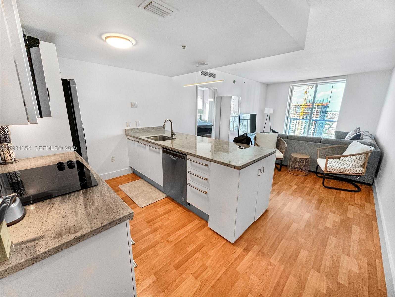 Small Image of 185 SOUTH WEST 7TH ST #2701, Miami Number 1