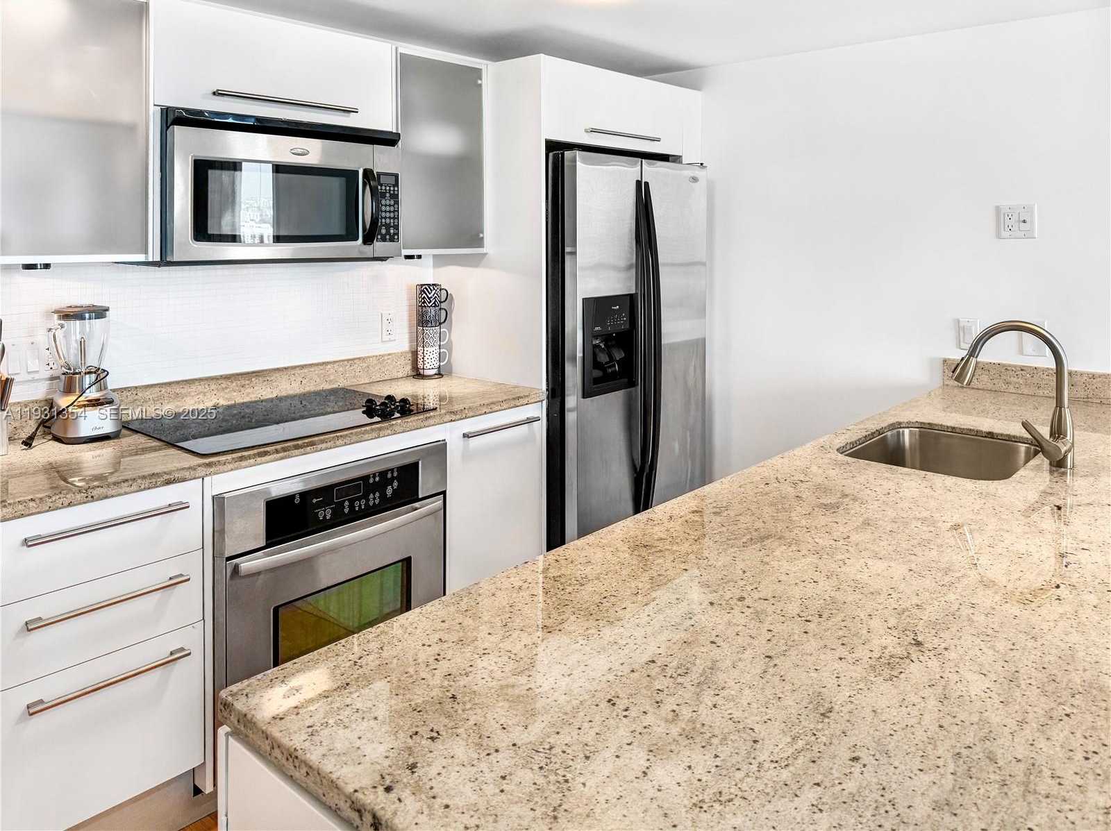 Small Image of 185 SOUTH WEST 7TH ST #2701, Miami Number 2