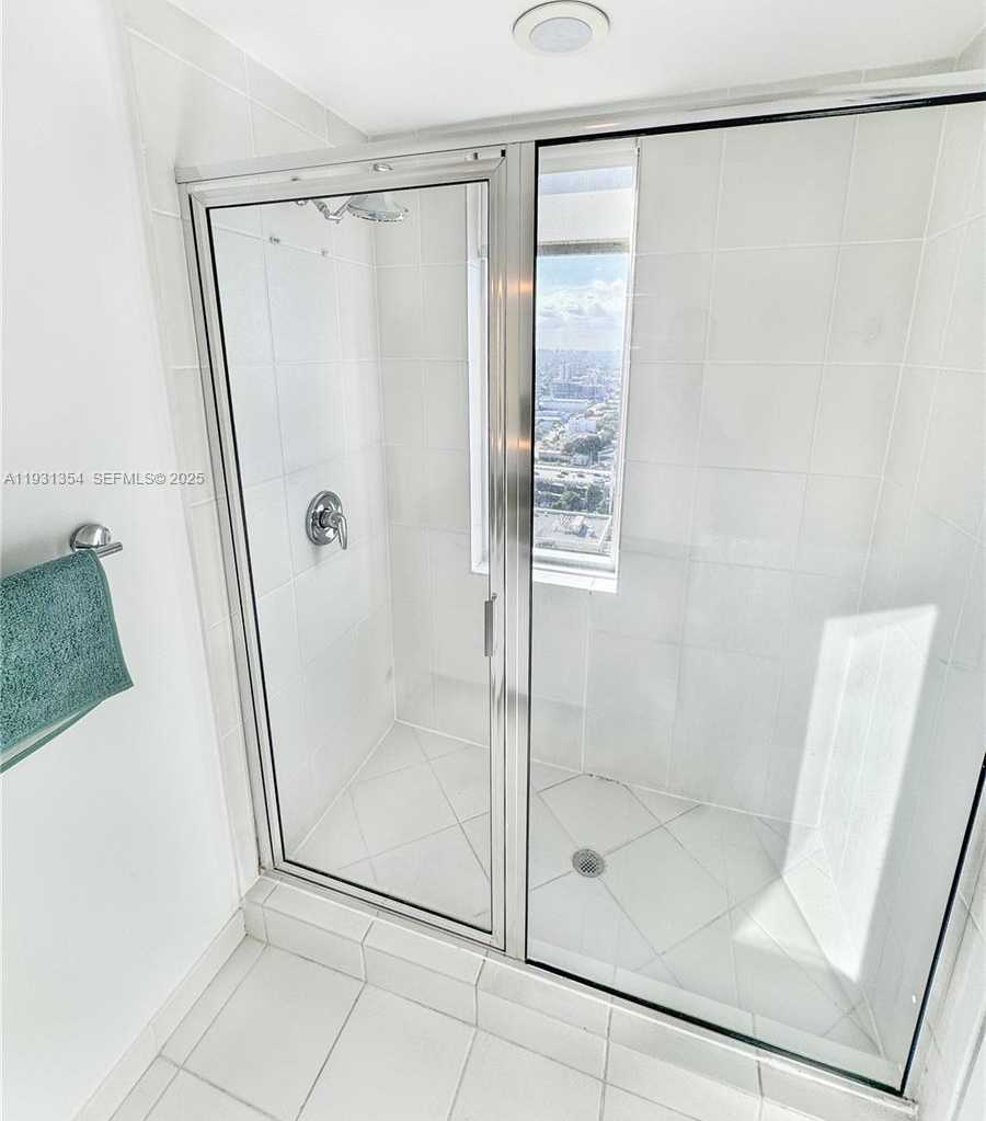 Small Image of 185 SOUTH WEST 7TH ST #2701, Miami Number 21