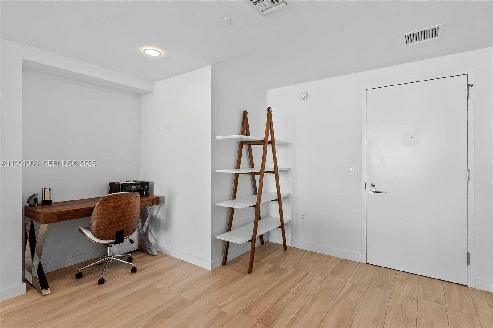 Small Image of 460 NORTH EAST 28TH ST #3903, Miami Number 22