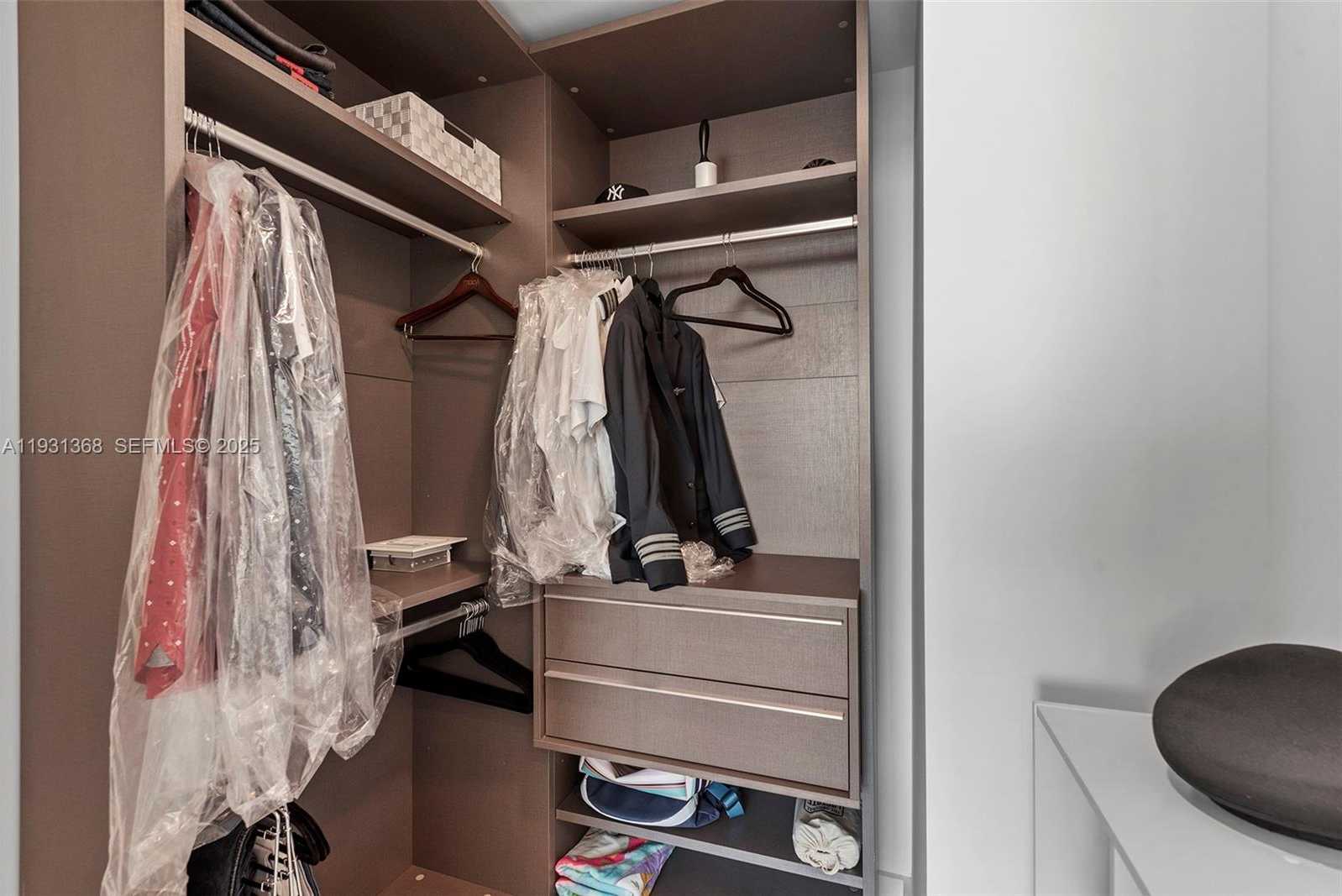 Small Image of 460 NORTH EAST 28TH ST #3903, Miami Number 30