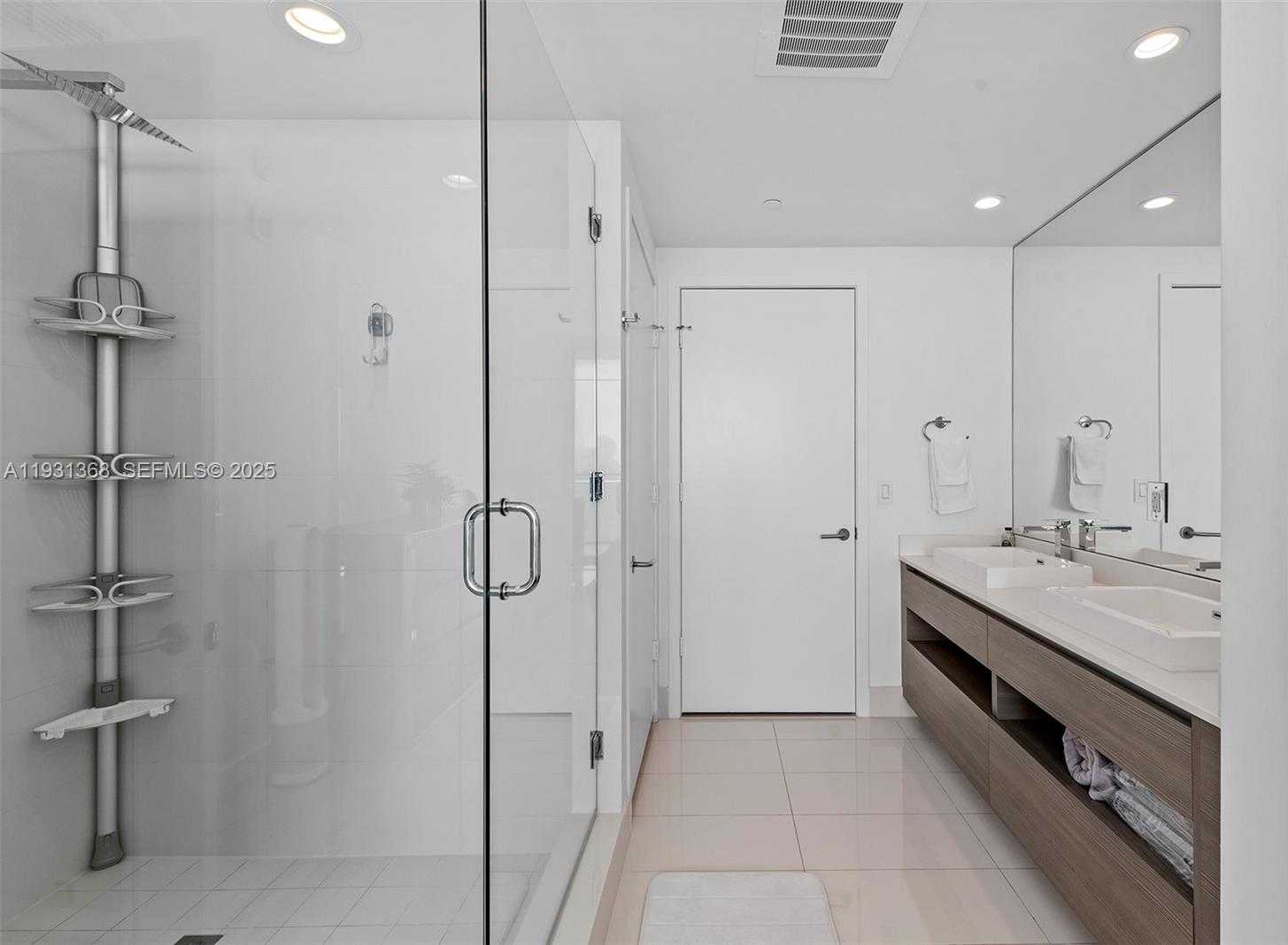 Small Image of 460 NORTH EAST 28TH ST #3903, Miami Number 34