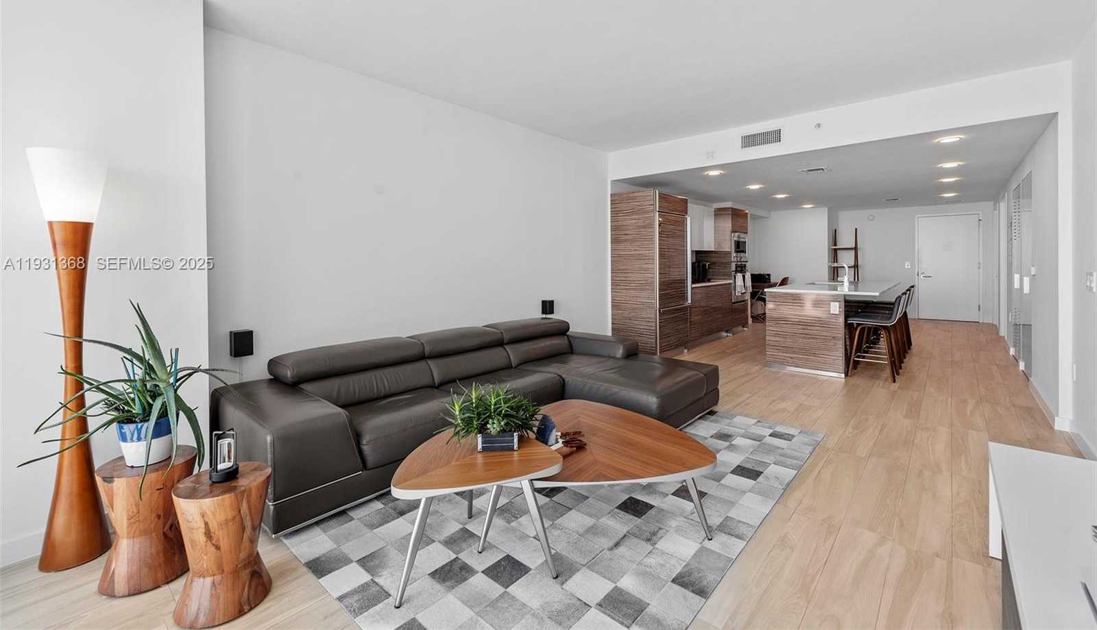 Small Image of 460 NORTH EAST 28TH ST #3903, Miami Number 8