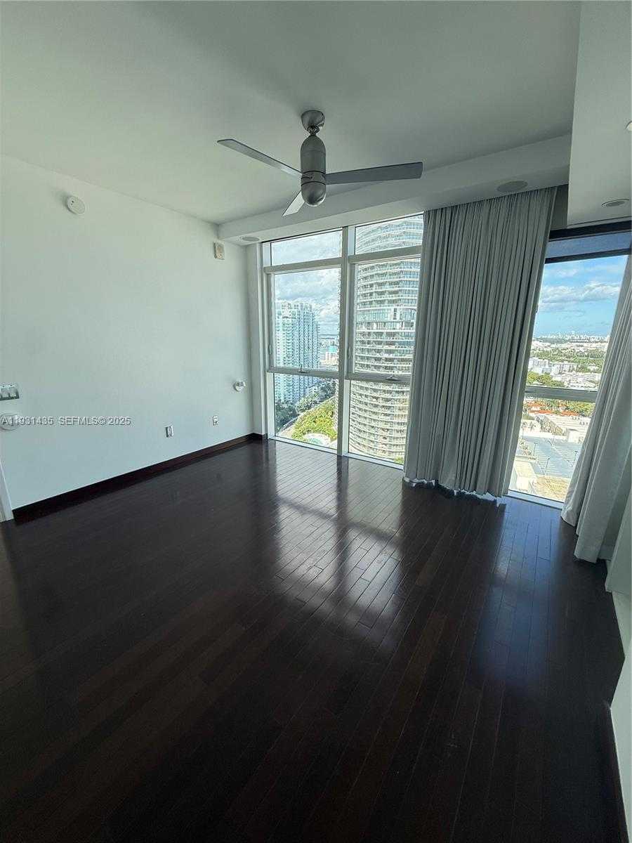 Small Image of 450 ALTON RD #2508, Miami Beach Number 10