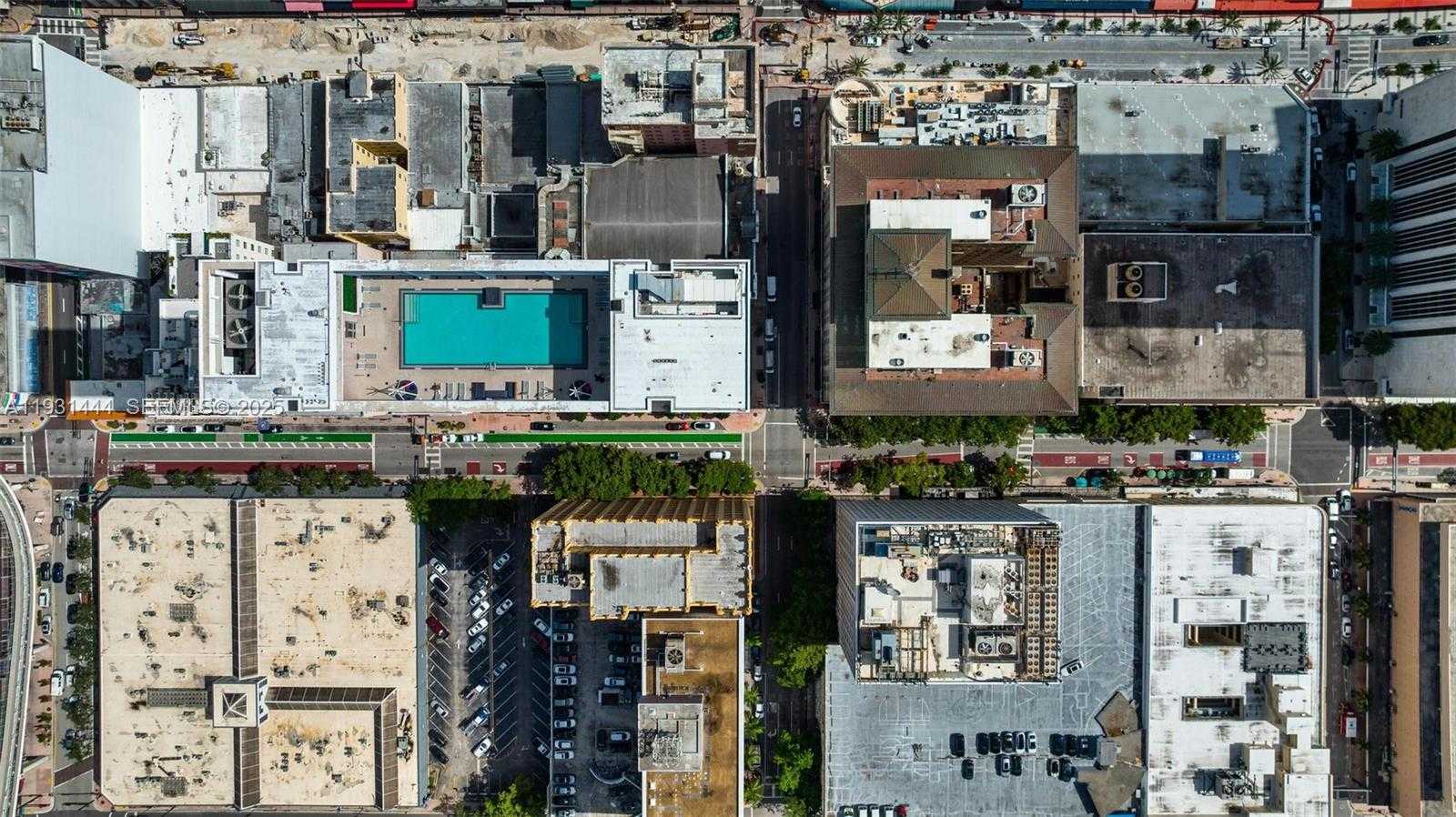 Small Image of 151 SOUTH EAST 1ST ST #401, Miami Number 29