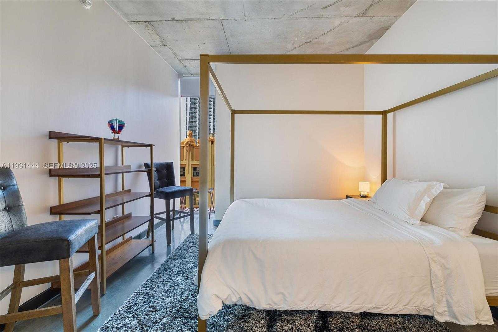 Small Image of 151 SOUTH EAST 1ST ST #401, Miami Number 6