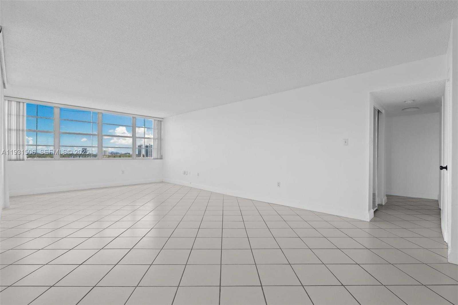 Small Image of 18081 BISCAYNE BLVD #1205, Aventura Number 18