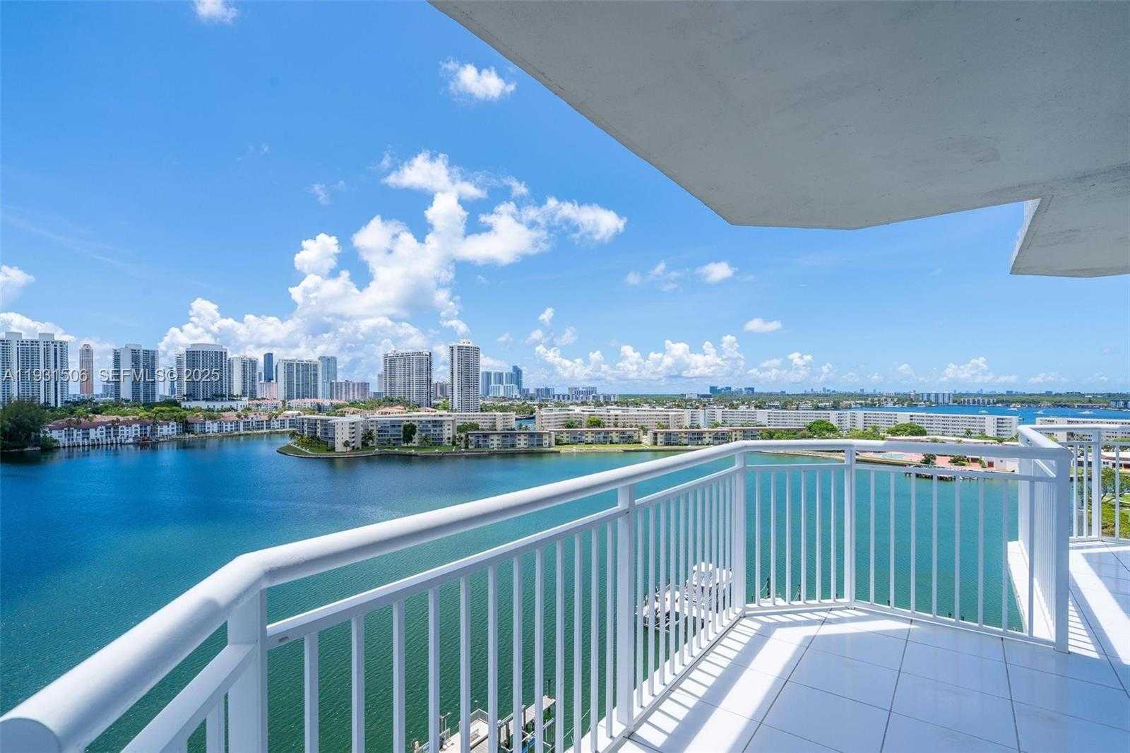 Small Image of 18081 BISCAYNE BLVD #1205, Aventura Number 3