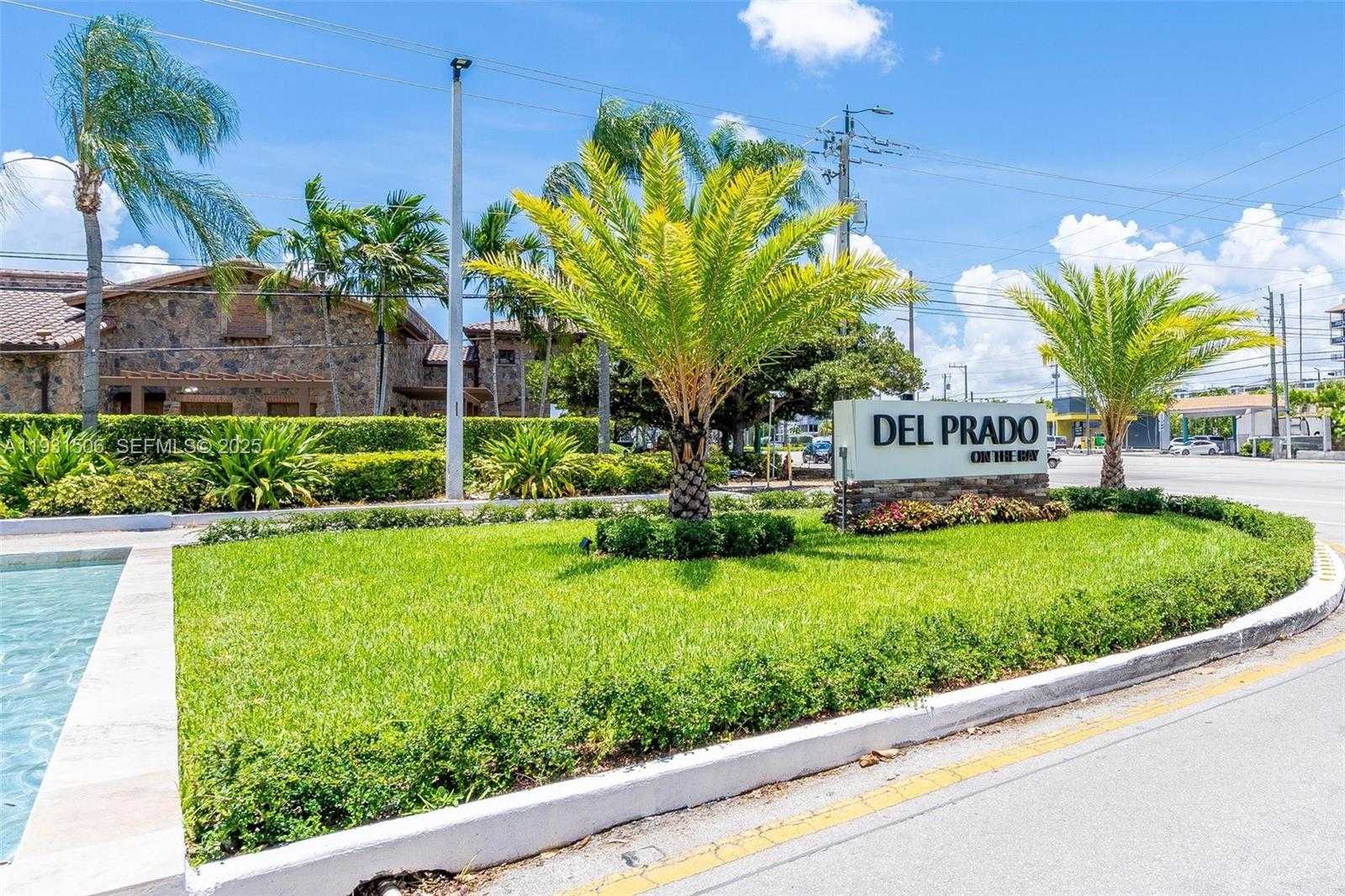 Small Image of 18081 BISCAYNE BLVD #1205, Aventura Number 44