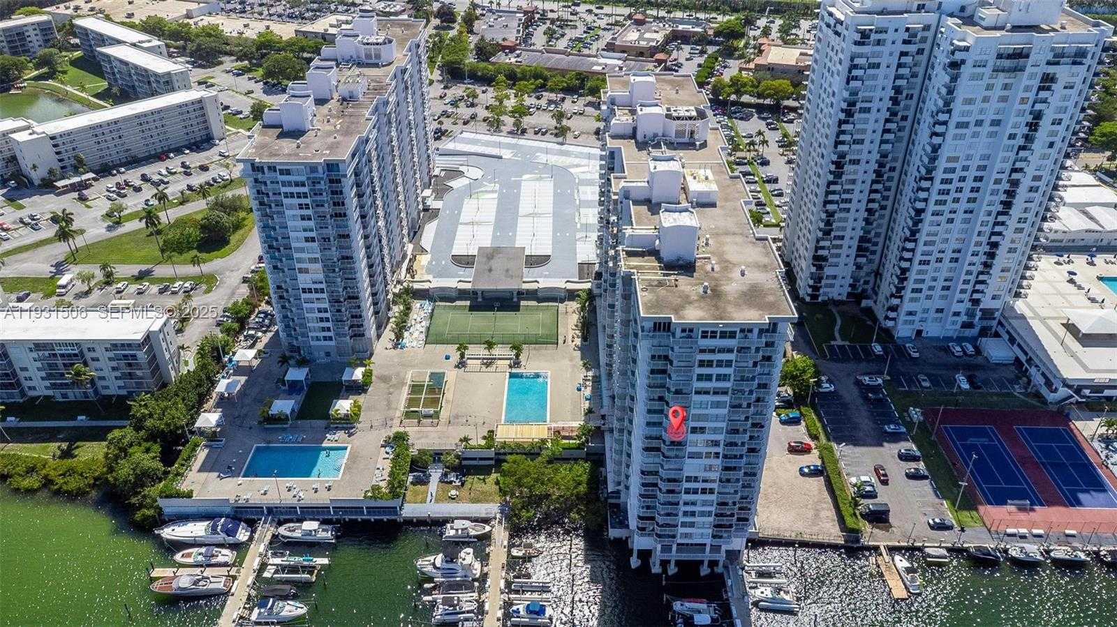Small Image of 18081 BISCAYNE BLVD #1205, Aventura Number 53