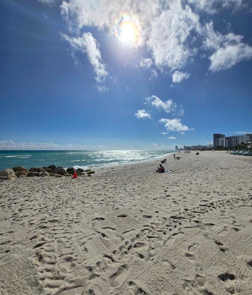 Small Image of 2899 COLLINS AVE #410, Miami Beach Number 1