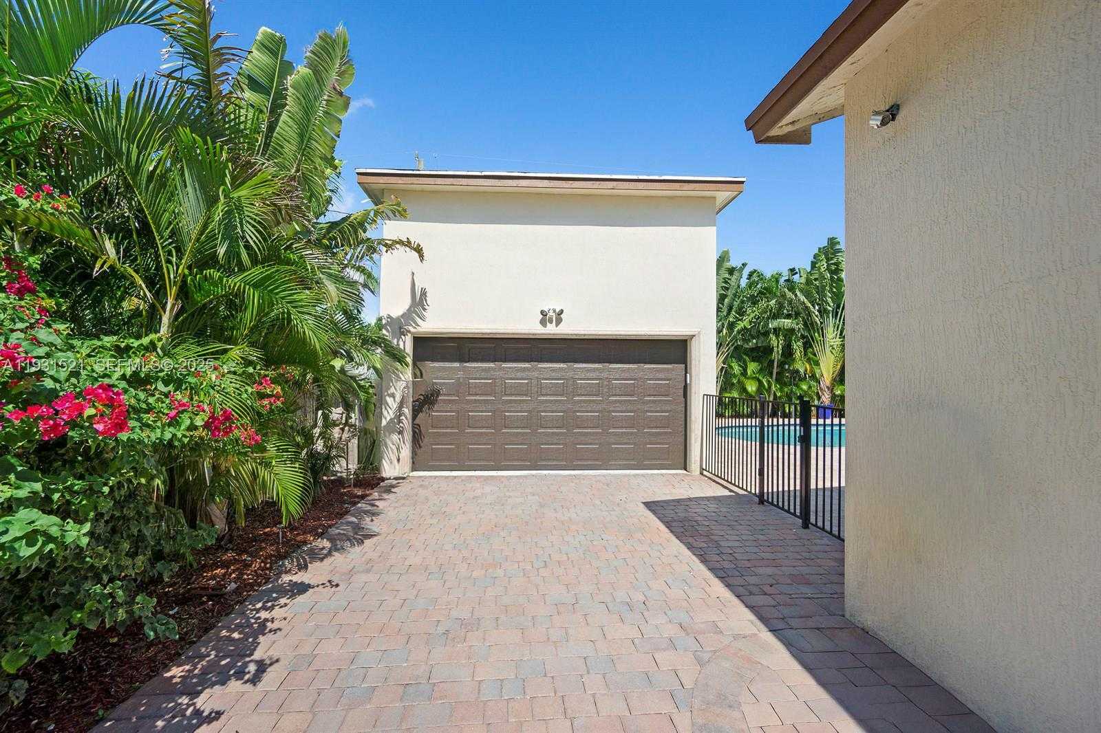 Small Image of 117 NORTH WEST 8TH STREET, Boca Raton Number 4