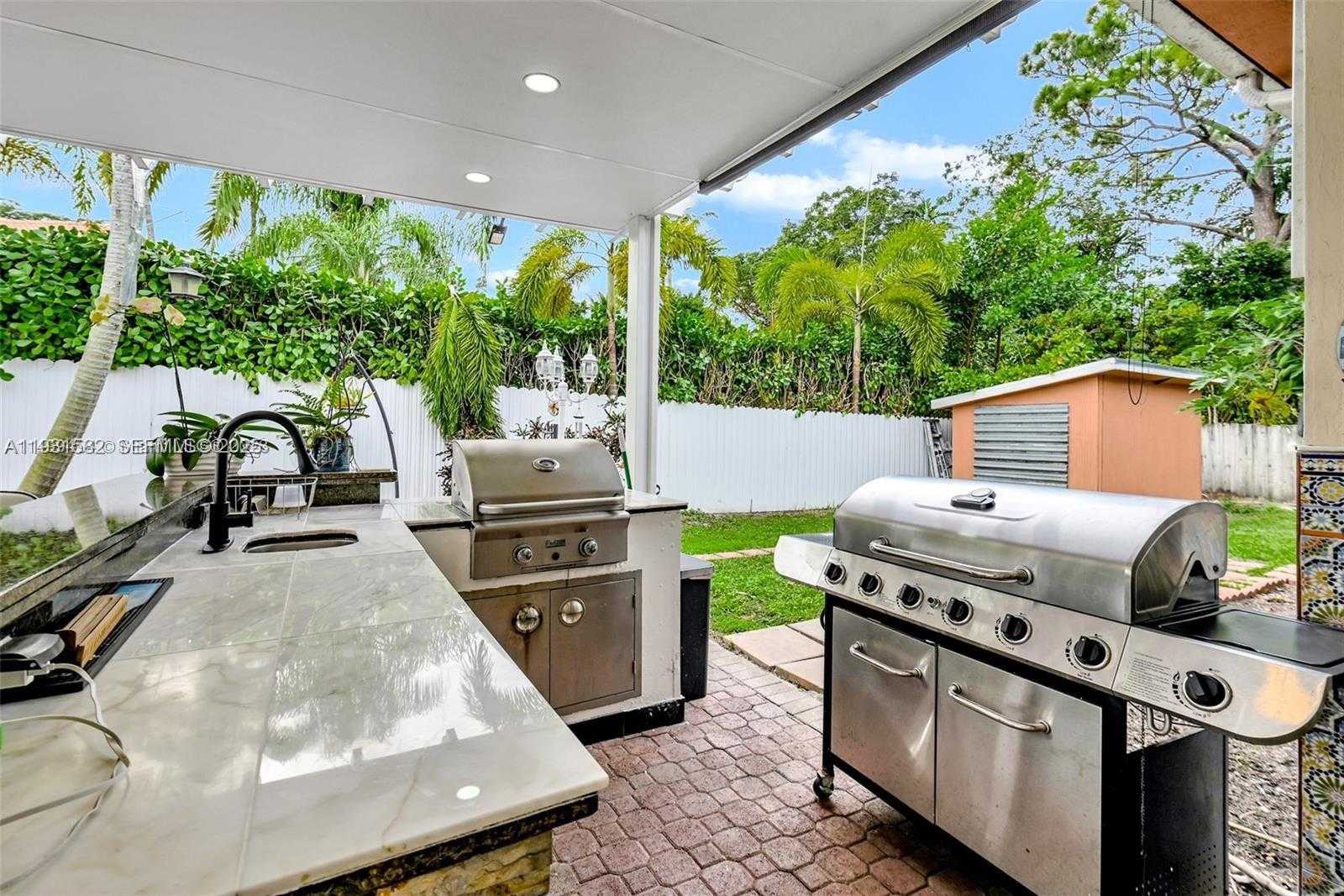 Small Image of 5750 SOUTH WEST 67TH AVE #5750, Miami Number 12