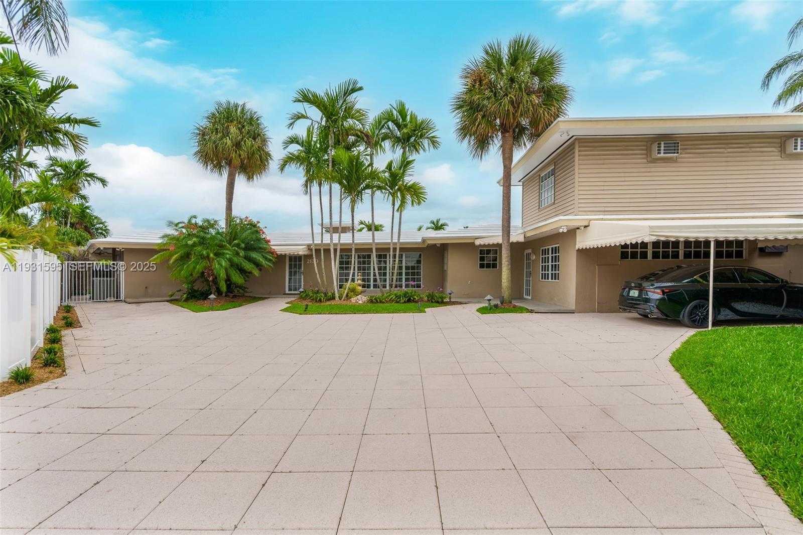 Small Image of 2130 NORTH EAST NE 15 ST, Fort Lauderdale Number 10