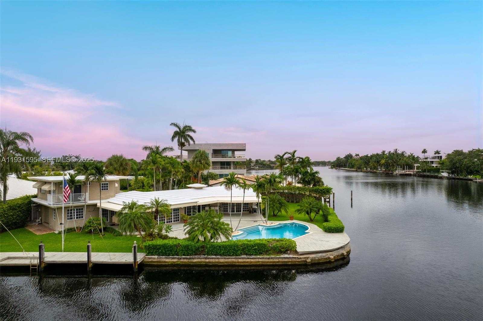 Small Image of 2130 NORTH EAST NE 15 ST, Fort Lauderdale Number 3