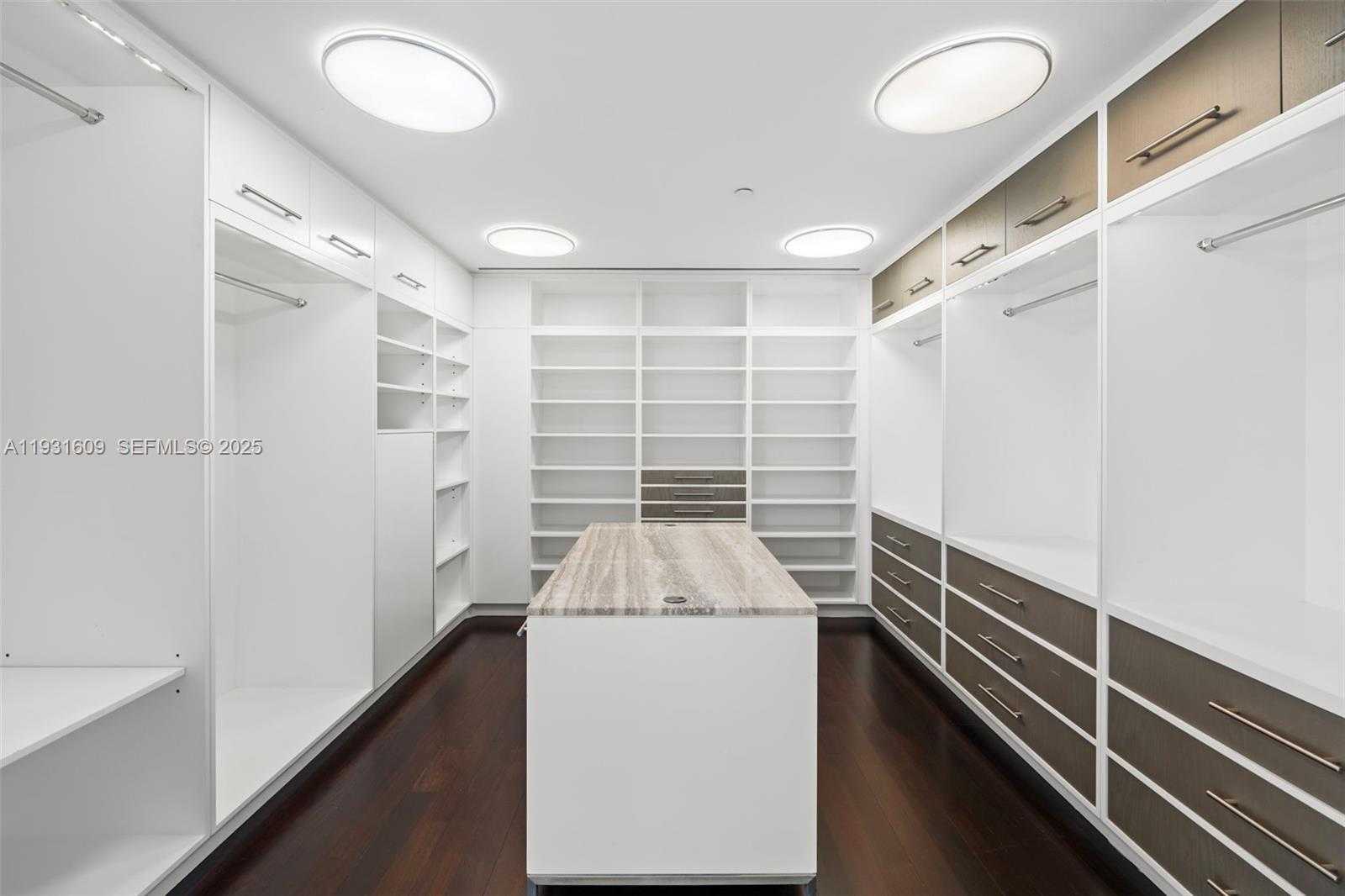 Small Image of 1643 BRICKELL AVE #4102, Miami Number 23