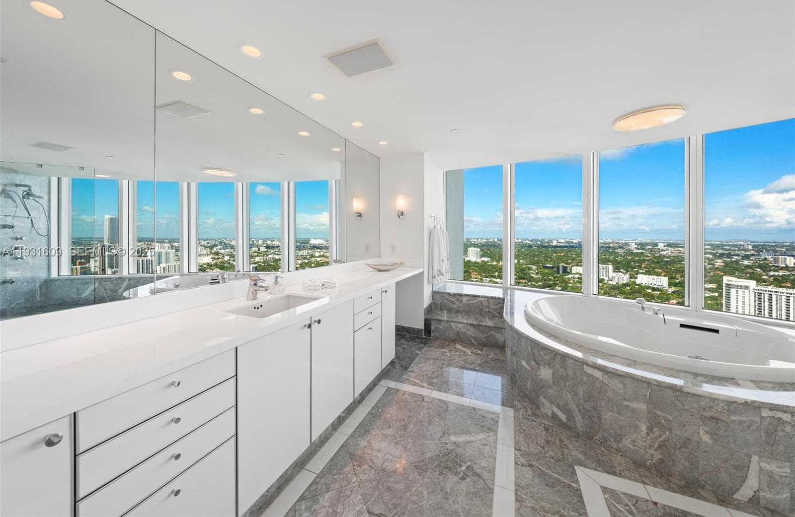 Small Image of 1643 BRICKELL AVE #4102, Miami Number 25