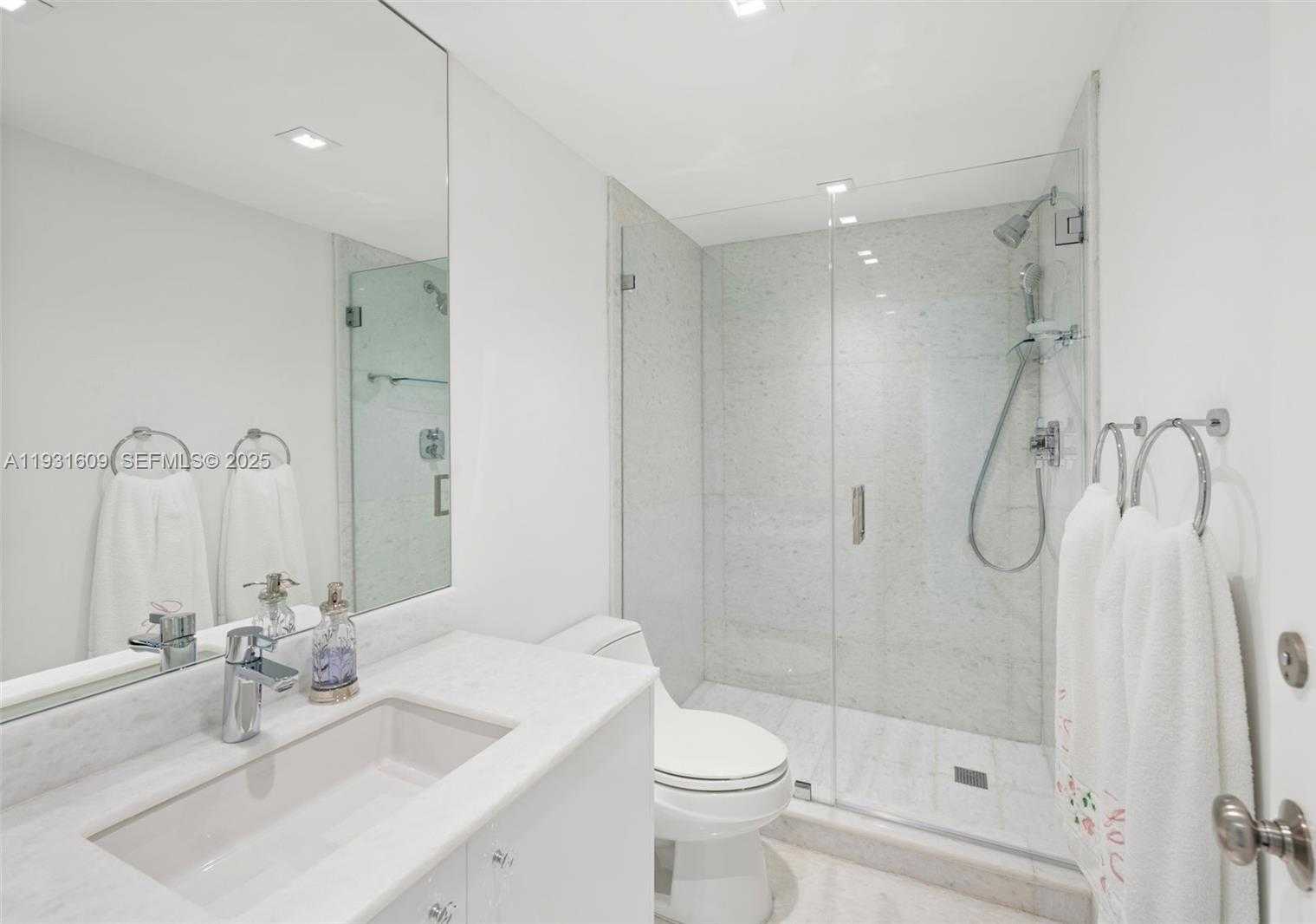 Small Image of 1643 BRICKELL AVE #4102, Miami Number 38