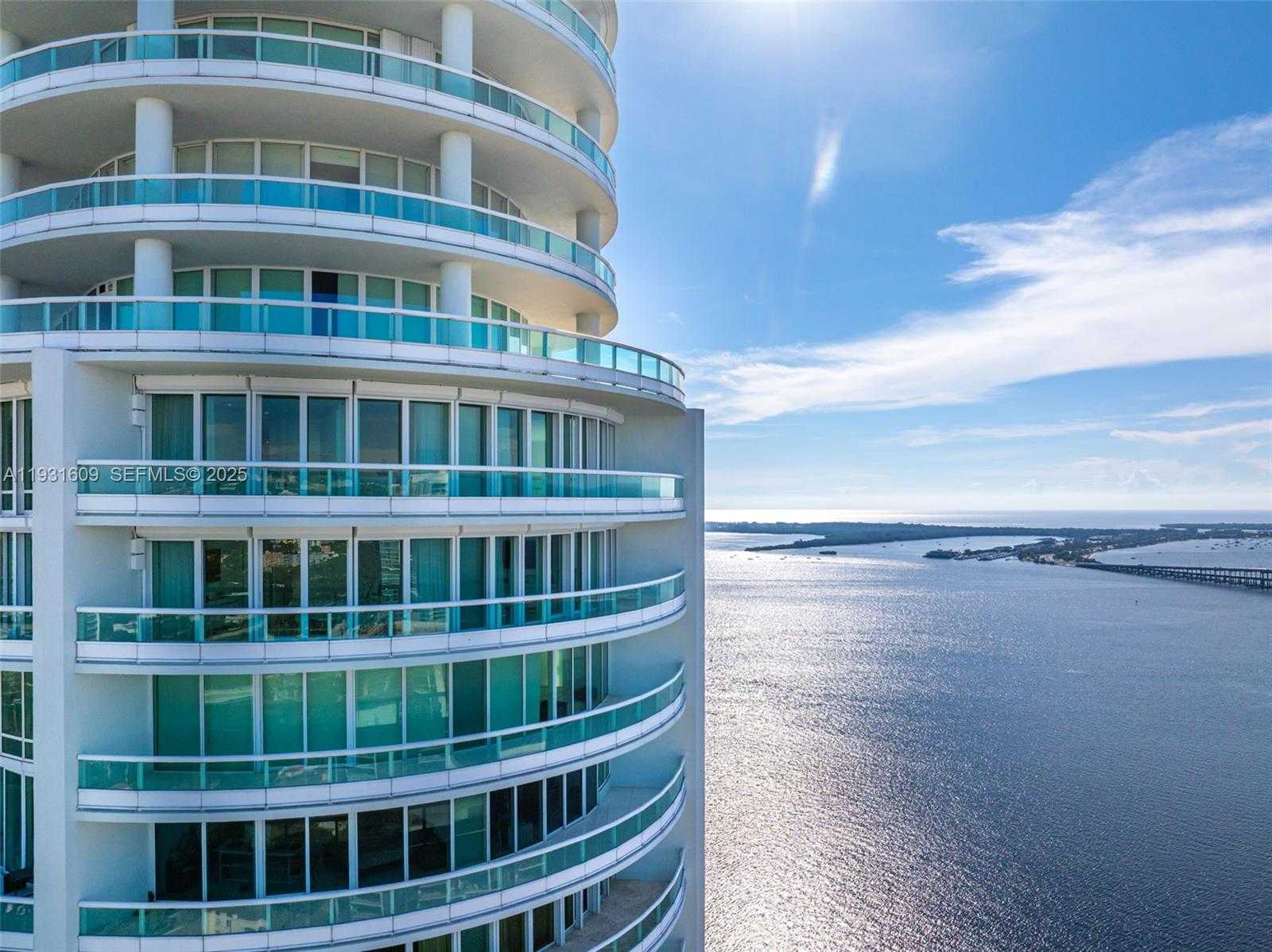 Small Image of 1643 BRICKELL AVE #4102, Miami Number 41