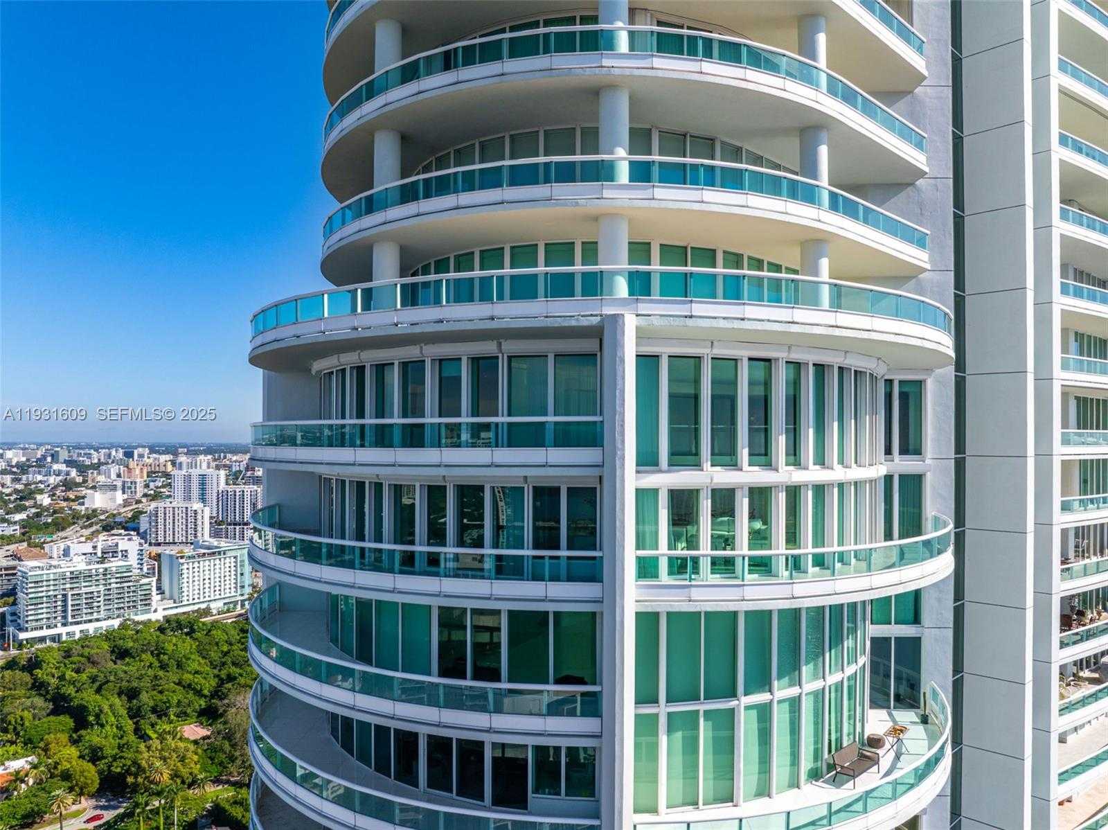 Small Image of 1643 BRICKELL AVE #4102, Miami Number 42