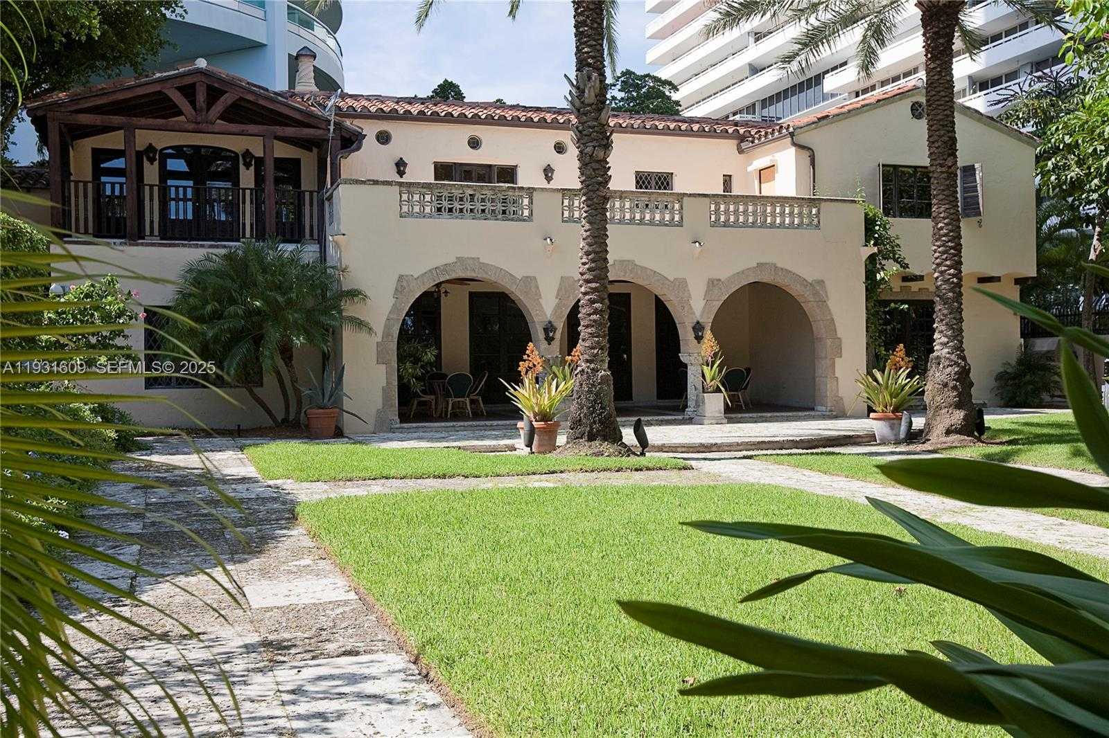 Small Image of 1643 BRICKELL AVE #4102, Miami Number 46