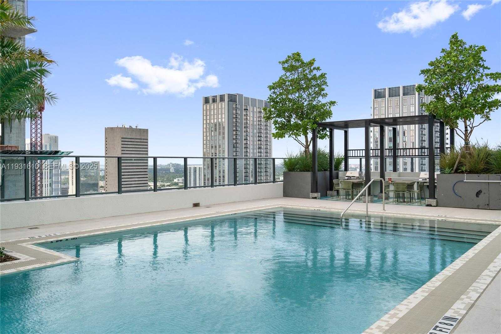 Small Image of 11 NORTH EAST 6TH ST #2204, Miami Number 29