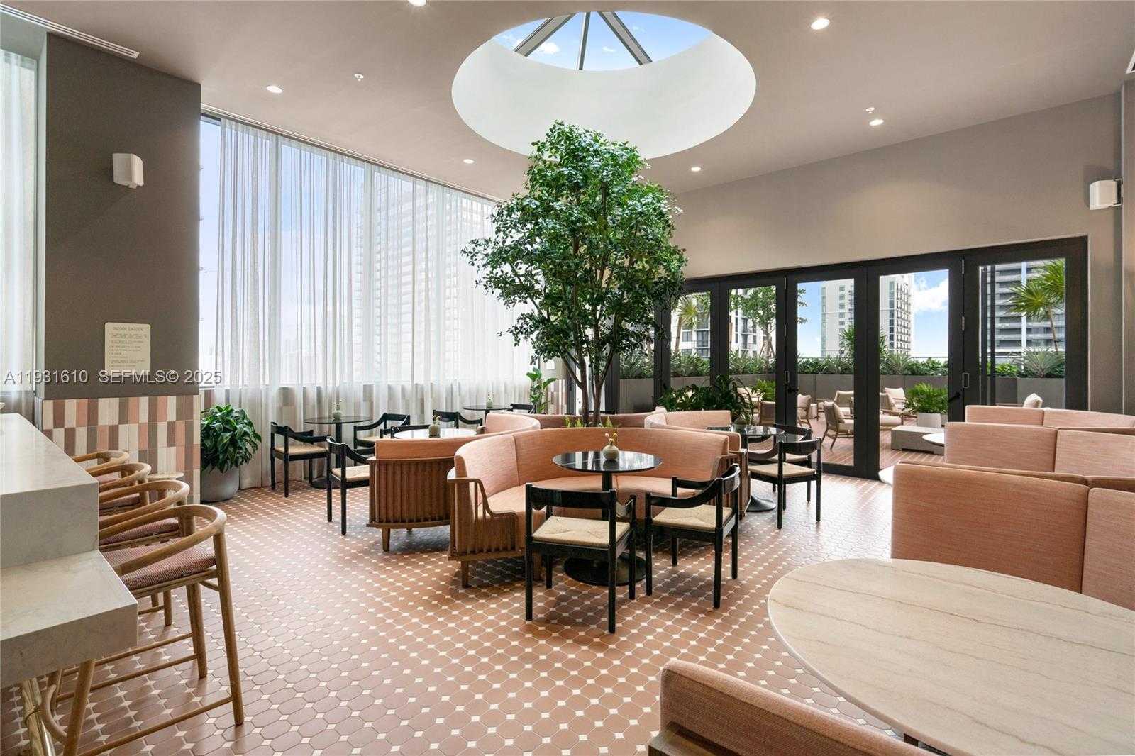 Small Image of 11 NORTH EAST 6TH ST #2204, Miami Number 34