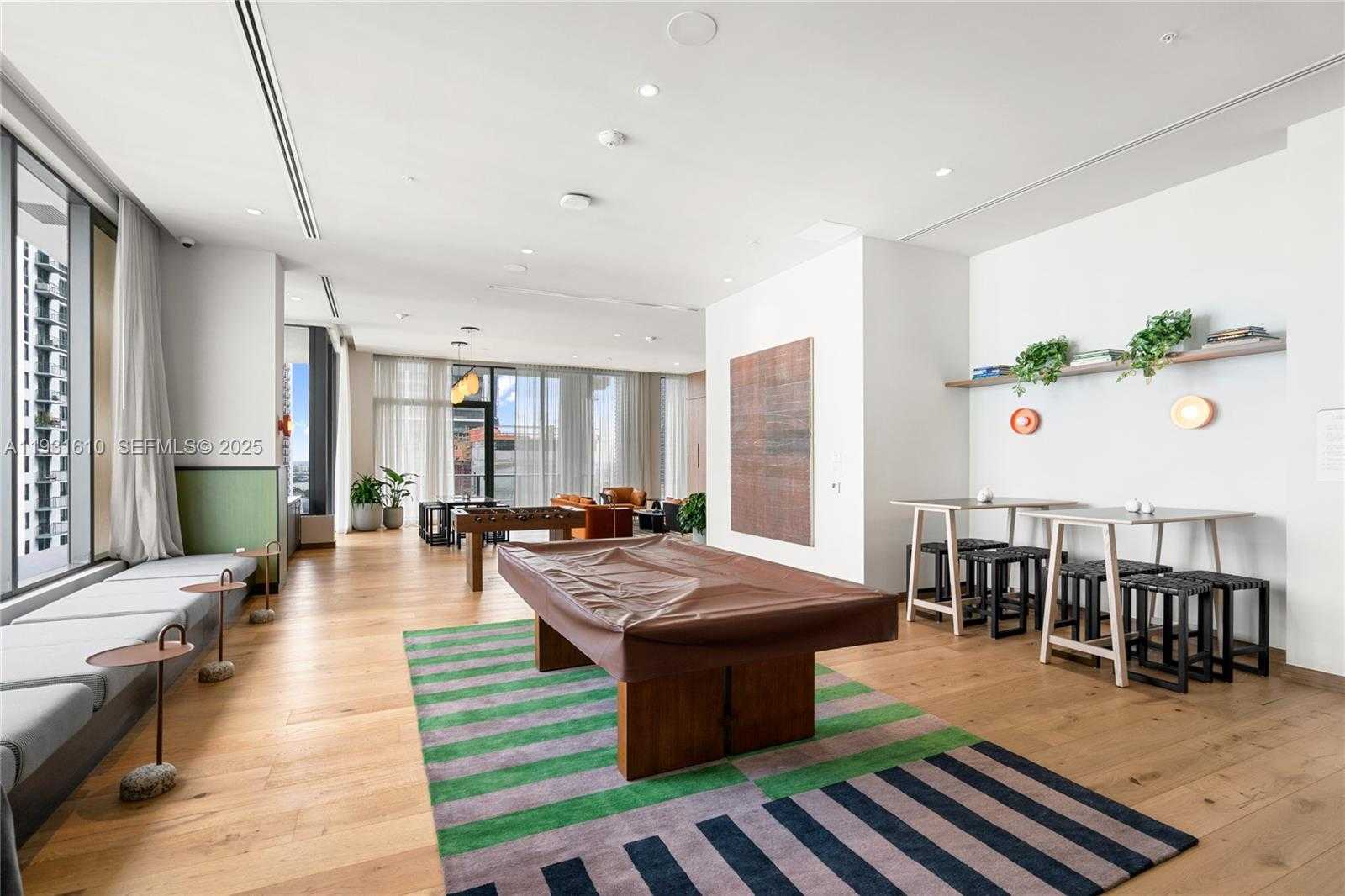 Small Image of 11 NORTH EAST 6TH ST #2204, Miami Number 39