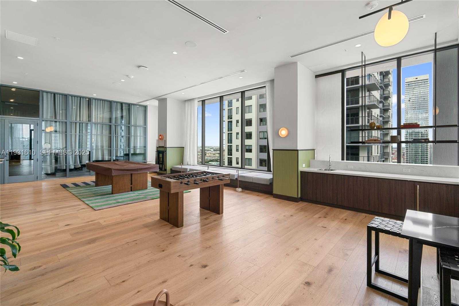 Small Image of 11 NORTH EAST 6TH ST #2204, Miami Number 46