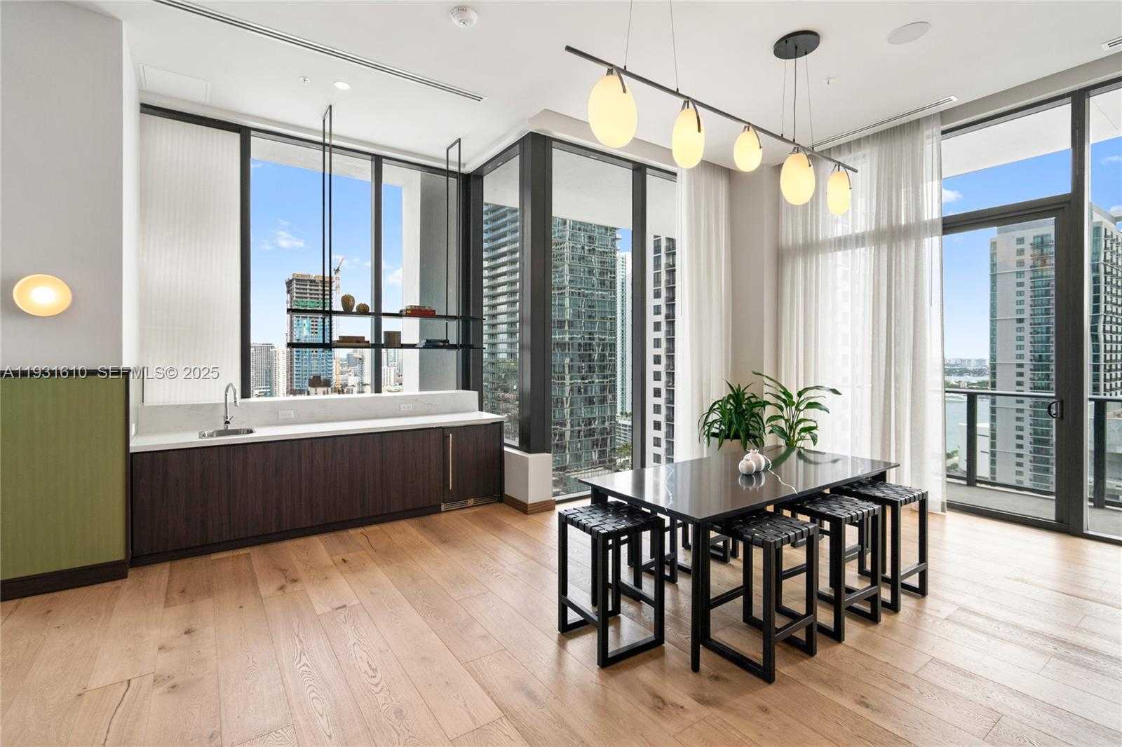 Small Image of 11 NORTH EAST 6TH ST #2204, Miami Number 47