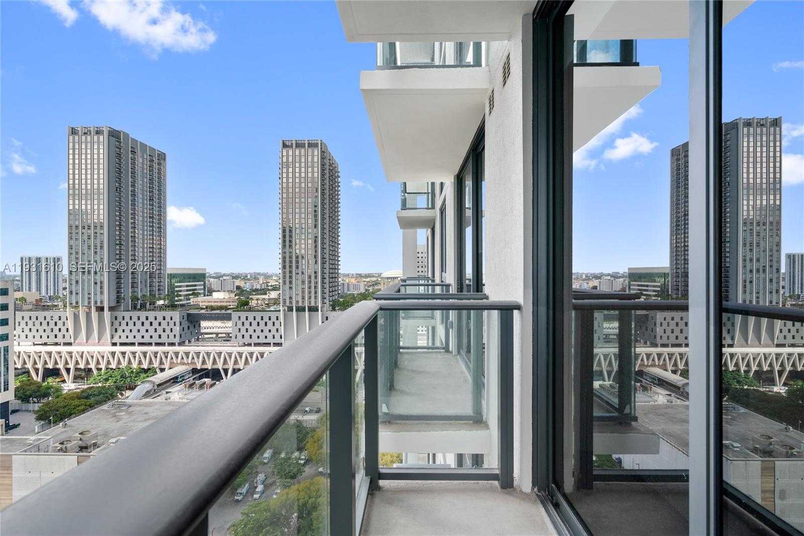 Small Image of 11 NORTH EAST 6TH ST #2204, Miami Number 62