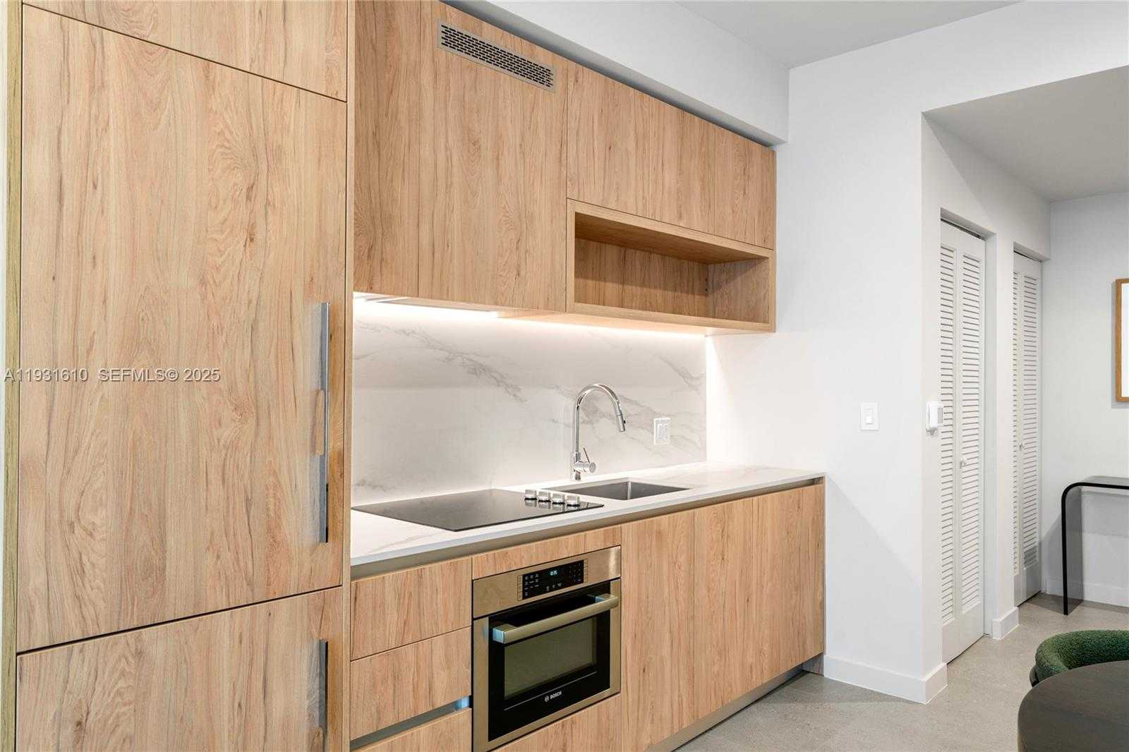 Small Image of 11 NORTH EAST 6TH ST #2204, Miami Number 8