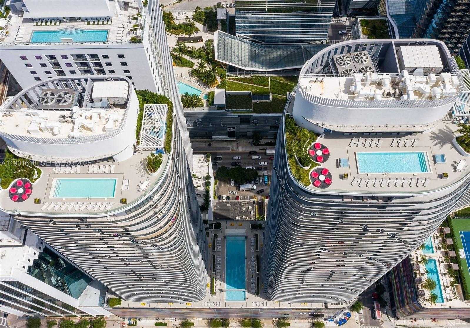 Small Image of 55 SOUTH WEST 9TH ST #3707, Miami Number 13