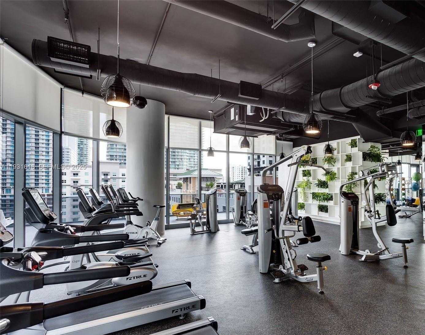 Small Image of 55 SOUTH WEST 9TH ST #3707, Miami Number 17