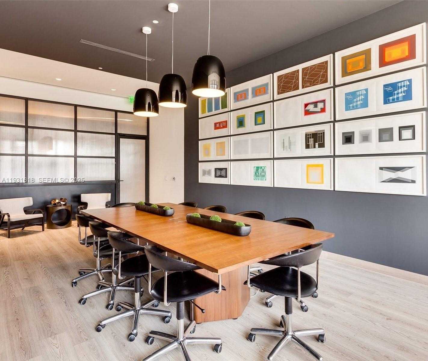 Small Image of 55 SOUTH WEST 9TH ST #3707, Miami Number 22