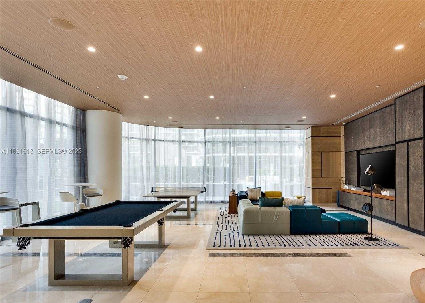 Small Image of 55 SOUTH WEST 9TH ST #3707, Miami Number 24