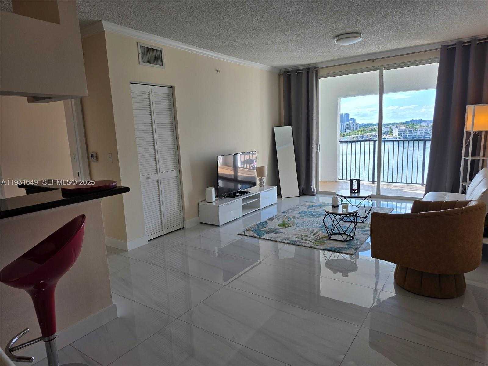 Small Image of 17150 NORTH BAY RD #2806, Sunny Isles Beach Number 20