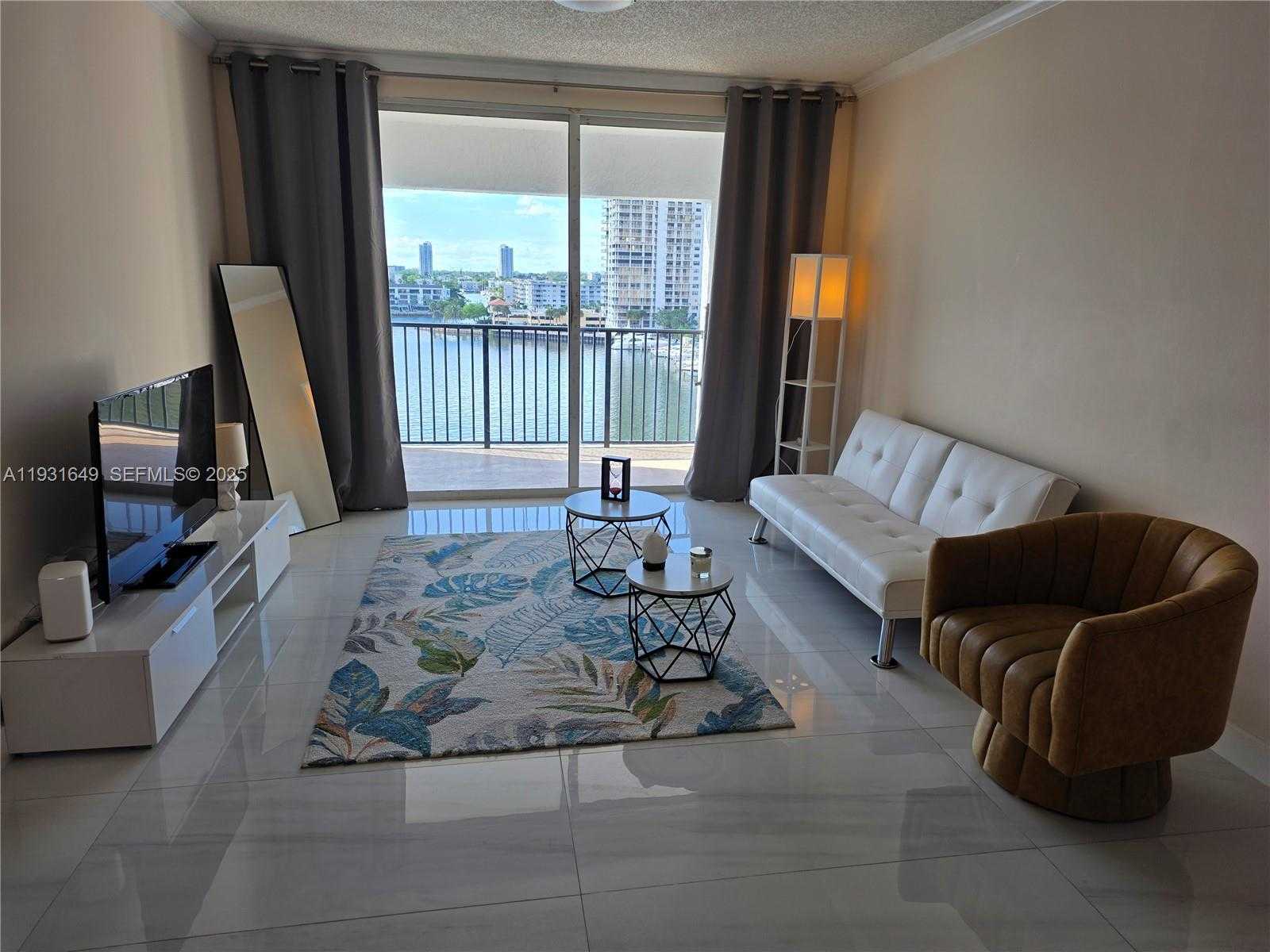 Small Image of 17150 NORTH BAY RD #2806, Sunny Isles Beach Number 22
