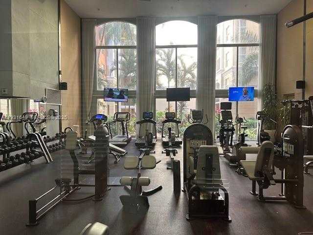 Small Image of 17150 NORTH BAY RD #2806, Sunny Isles Beach Number 27