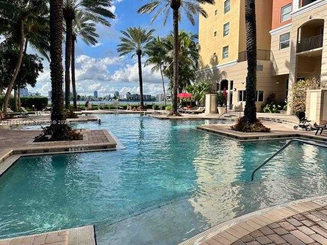 Small Image of 17150 NORTH BAY RD #2806, Sunny Isles Beach Number 39