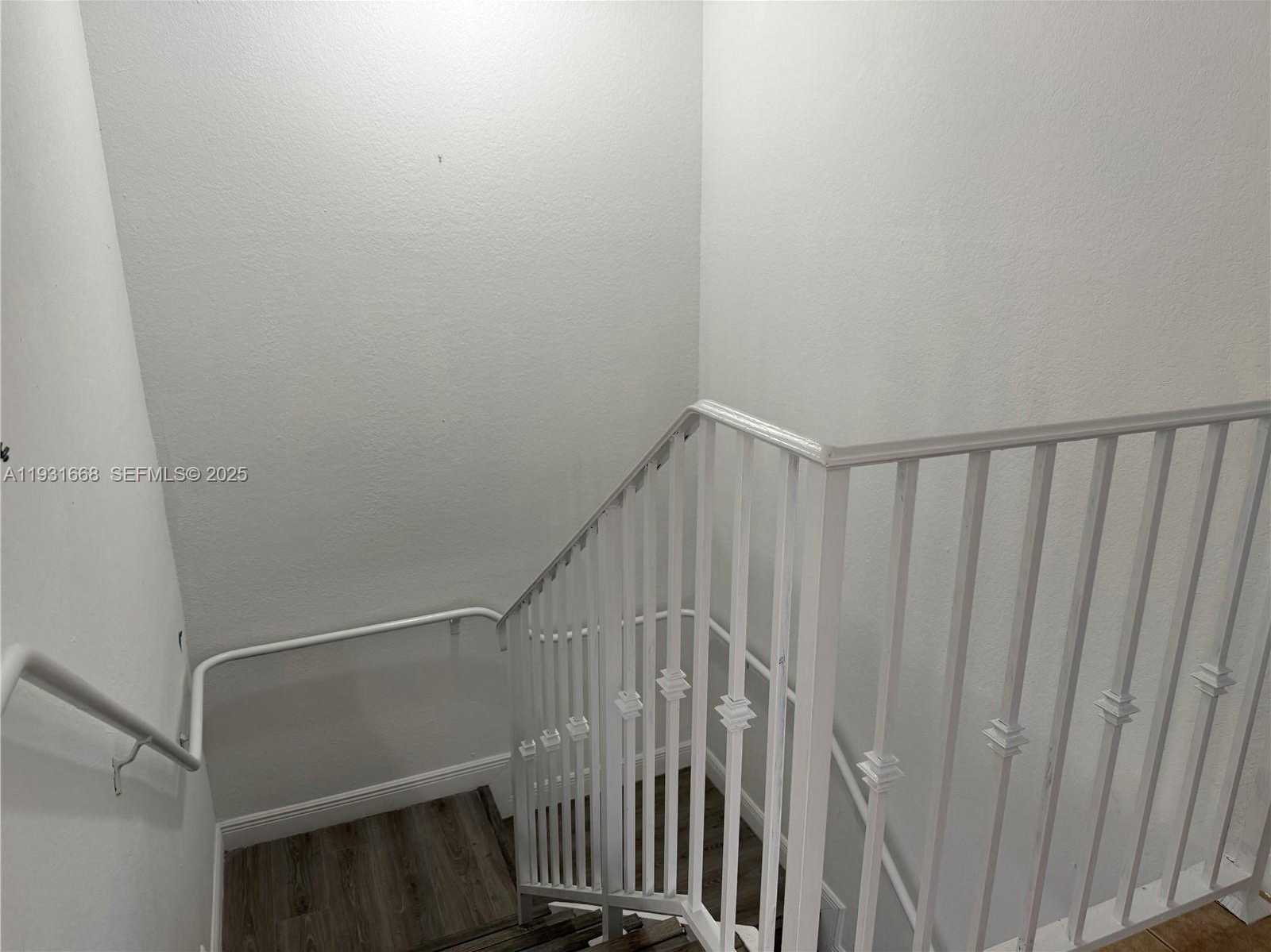 Small Image of 7402 NORTH WEST 179TH TER, Hialeah Number 13