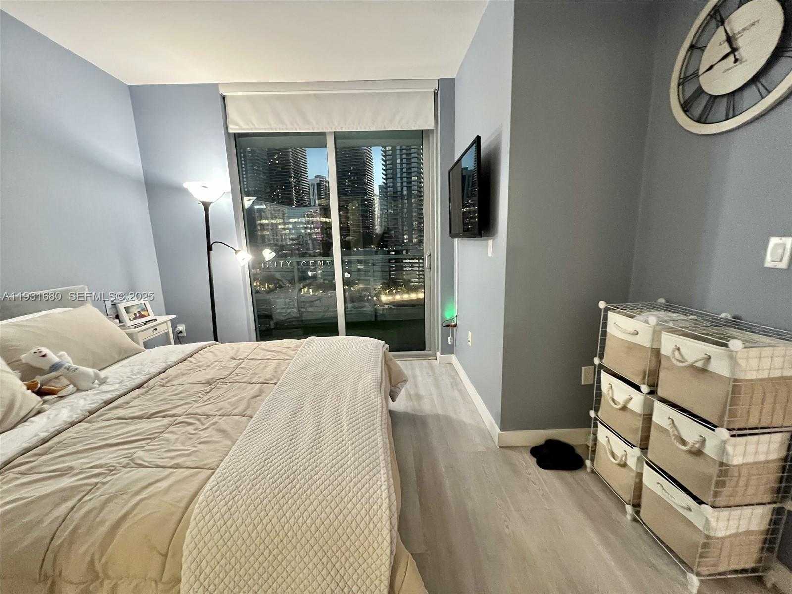 Small Image of 92 SOUTH WEST 3RD ST #1503, Miami Number 23