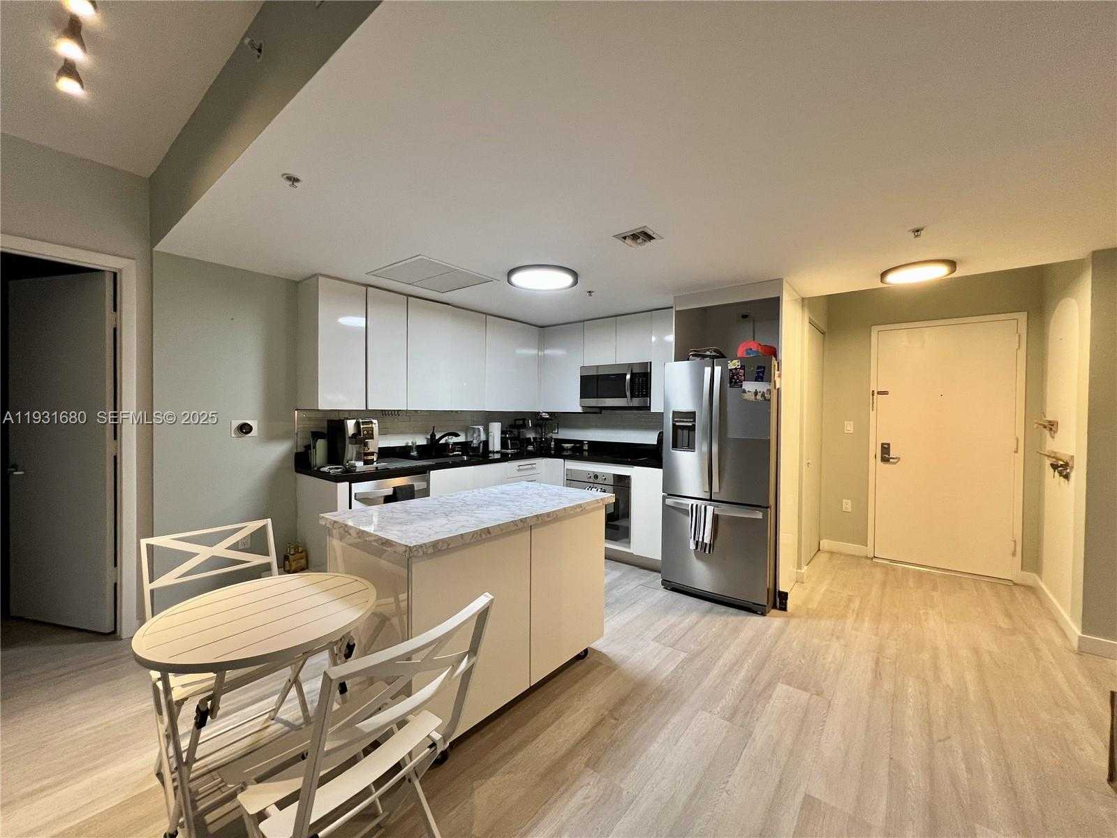 Small Image of 92 SOUTH WEST 3RD ST #1503, Miami Number 6