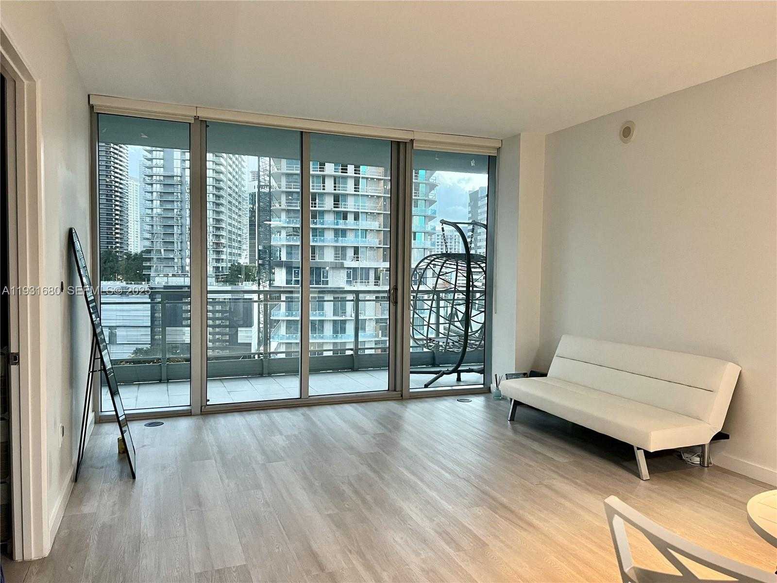 Small Image of 92 SOUTH WEST 3RD ST #1503, Miami Number 9