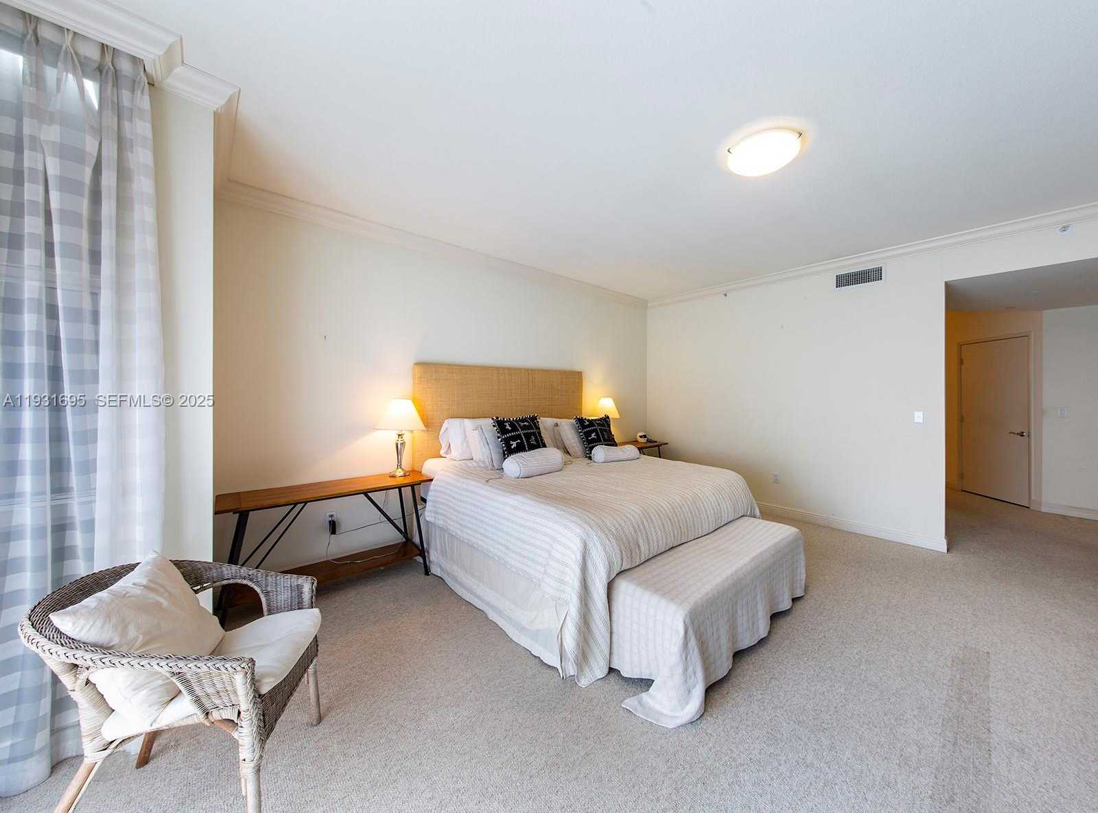 Small Image of 735 CRANDON BLVD #503, Key Biscayne Number 13