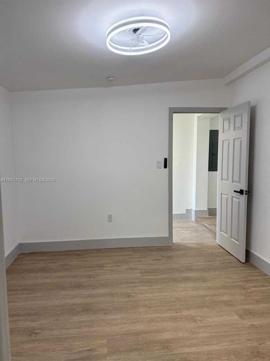 Small Image of 6790 SOUTH WEST 17TH ST #6790, Miami Number 3