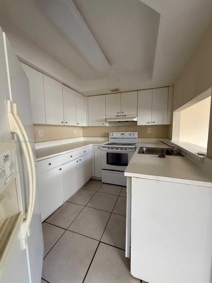 Small Image of 8255 SOUTH WEST 152ND AVE #E-411, Miami Number 11