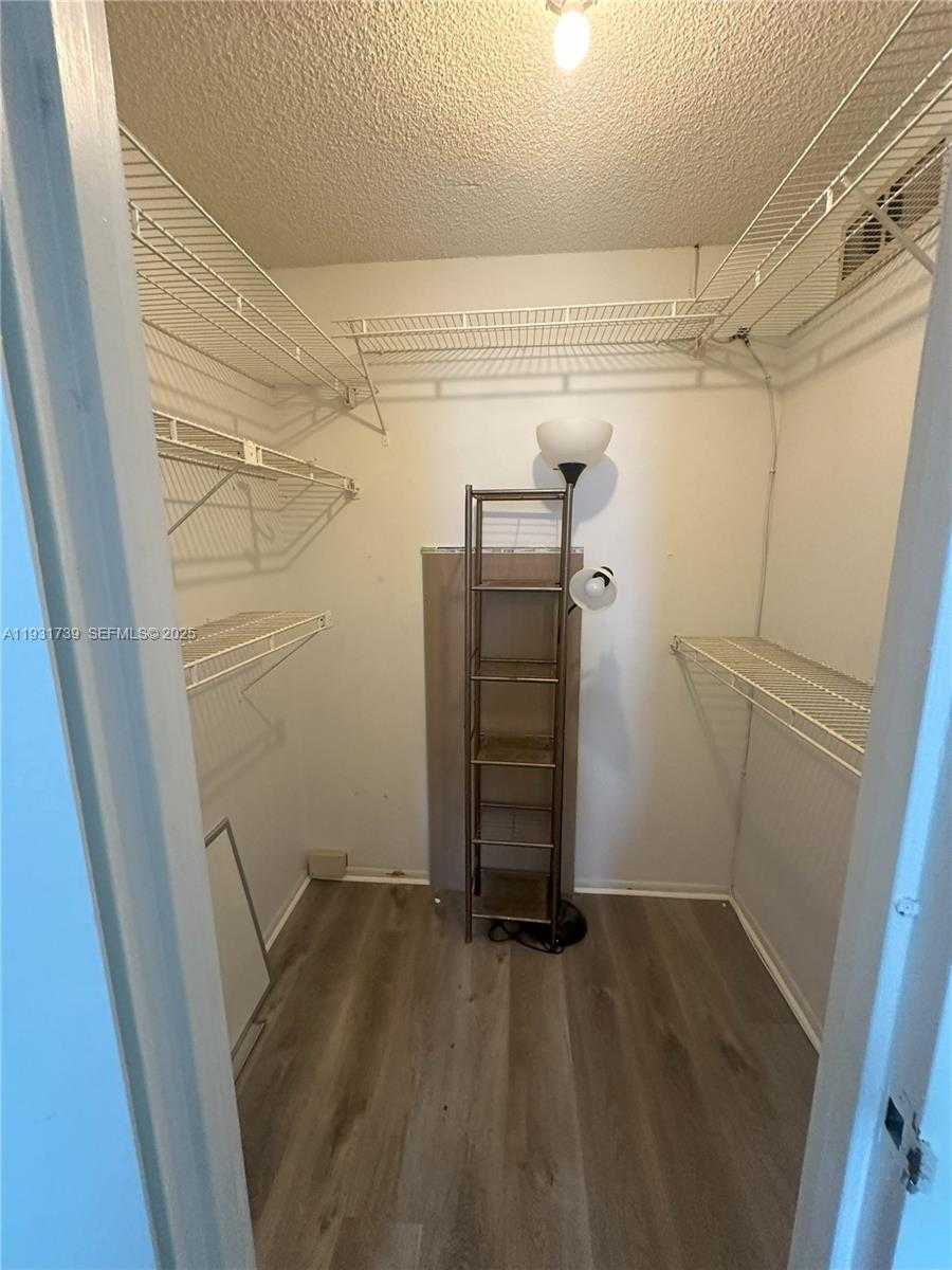 Small Image of 210 172ND ST #426, Sunny Isles Beach Number 11