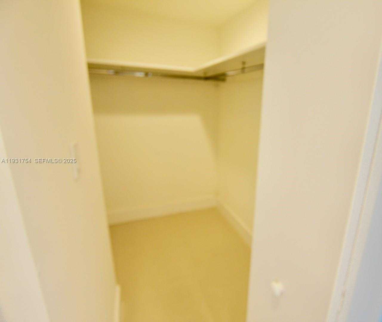 Small Image of 2451 BRICKELL AVE #16J, Miami Number 28