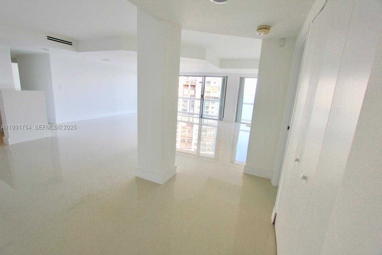 Small Image of 2451 BRICKELL AVE #16J, Miami Number 6